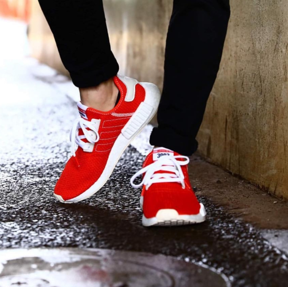 NWT adidas NMD_R1 Red Running Workout Shoes - Picture 2 of 7